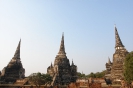 Храм Ват Пра Си Санпет (Wat Phra Si Sanphet),