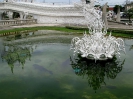 Wat Rong Khun - необычный буддийский храм в Таиланде